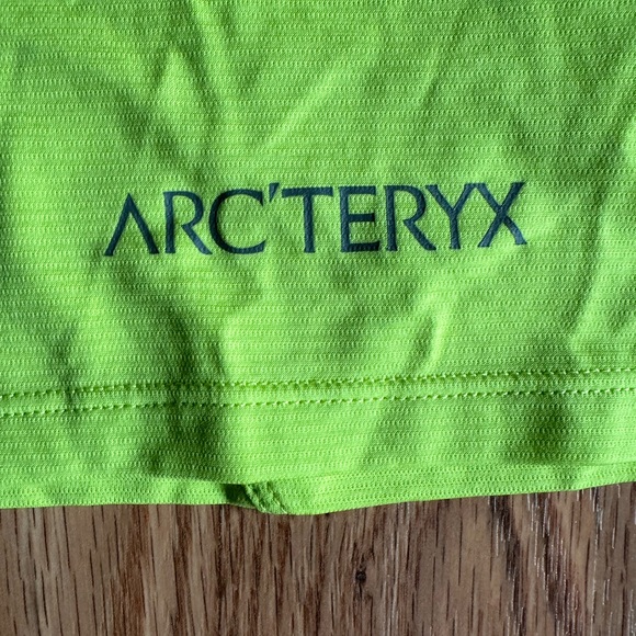 Arc’teryx Teama Crop Logo T-shirt S - Picture 3 of 5